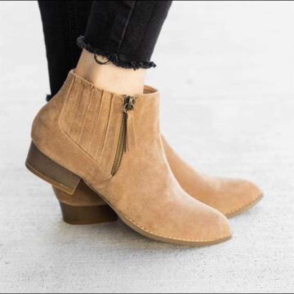 Taupe ankle bootie